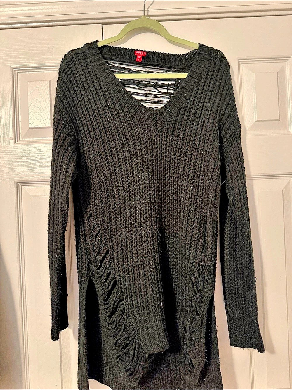 GUESS Distressed Knit Sweater in Black Size Large